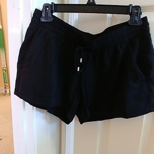 Old navy shorts /M